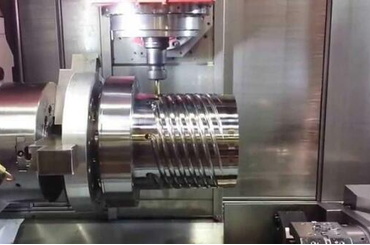 Gia công 4 trục trong SolidCAM khi nào cần Index, khi nào cần Simultaneous?